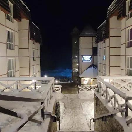 Lux U Kraljevim Cardacima *