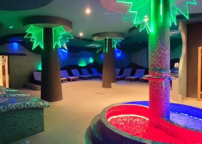 Lux U Kraljevim Cardacima *