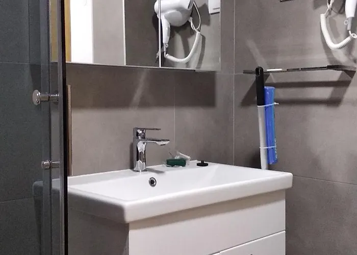 Apartman Lux U Kraljevim Cardacima