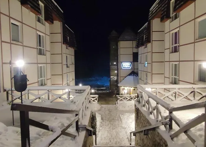 Lux U Kraljevim Cardacima *