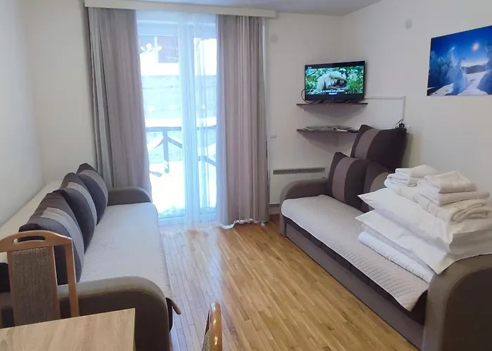 Lux U Kraljevim Cardacima 카파오닉